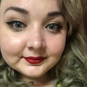 Meet your Posher, Briana